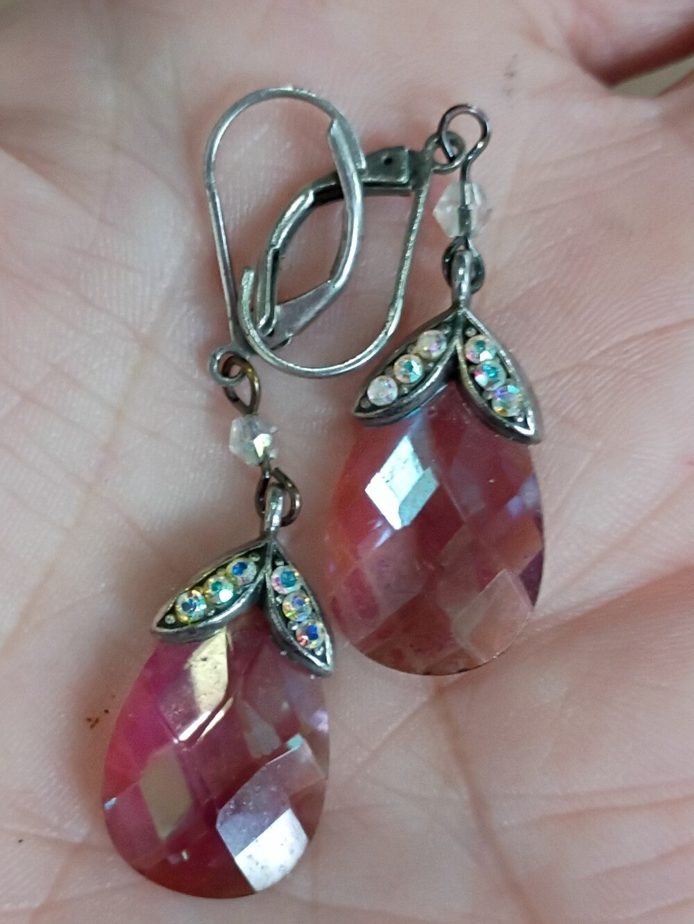 Vintage Avon NR Teardrop Dangle Earrings